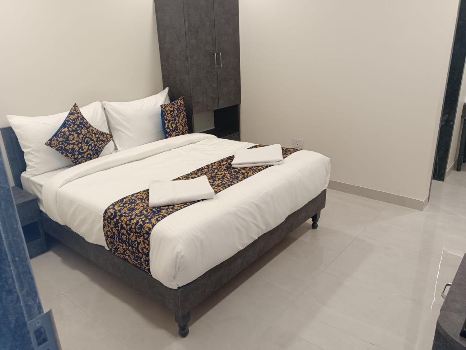Hotel Royal Ocean Prime à Jaipur Extérieur photo
